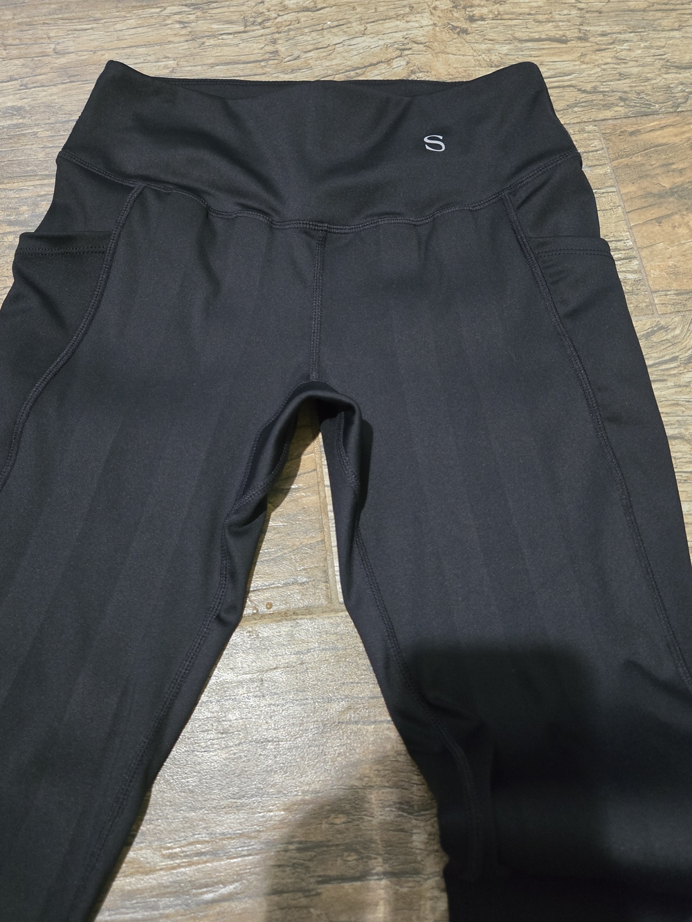 Skinnify  Leggings with built-in resistance bands and side pockets - Picture 6 of 10